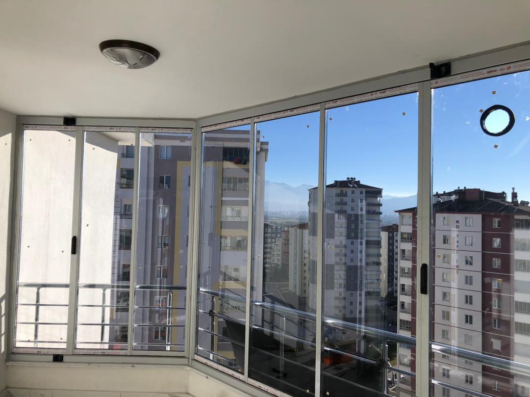 Isıcamlı Cam Balkon Modellerimiz