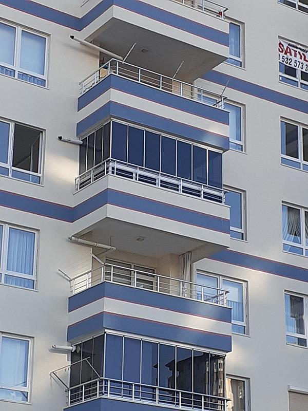 Cam Balkon