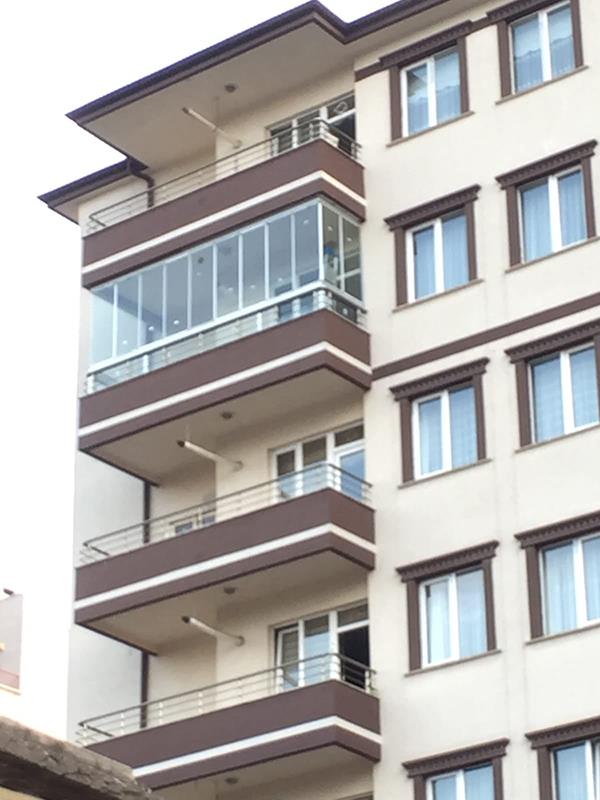 Cam Balkon