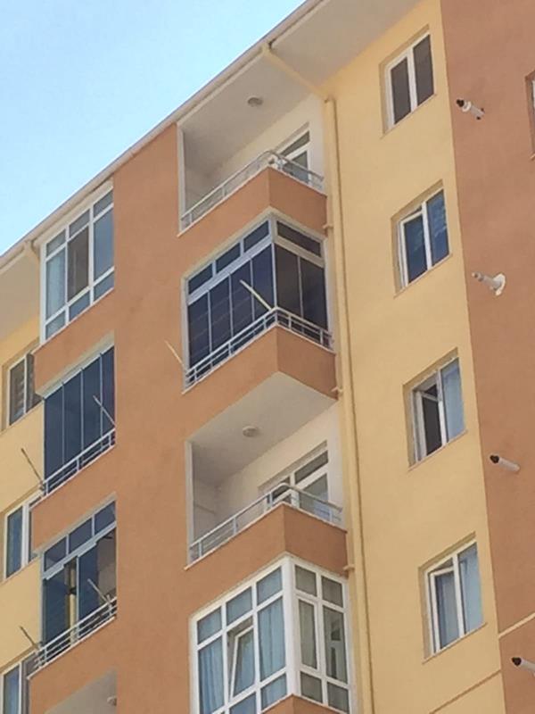 Cam Balkon