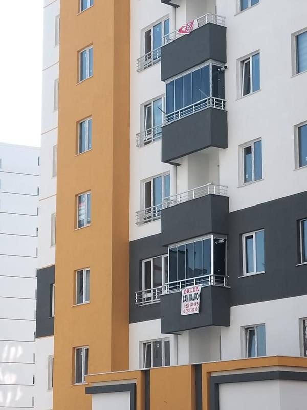 Cam Balkon