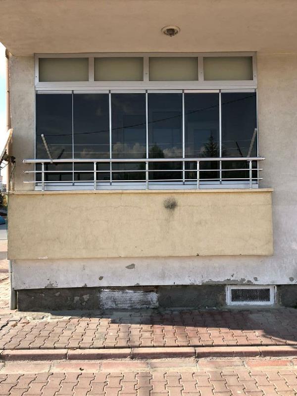 Cam Balkon