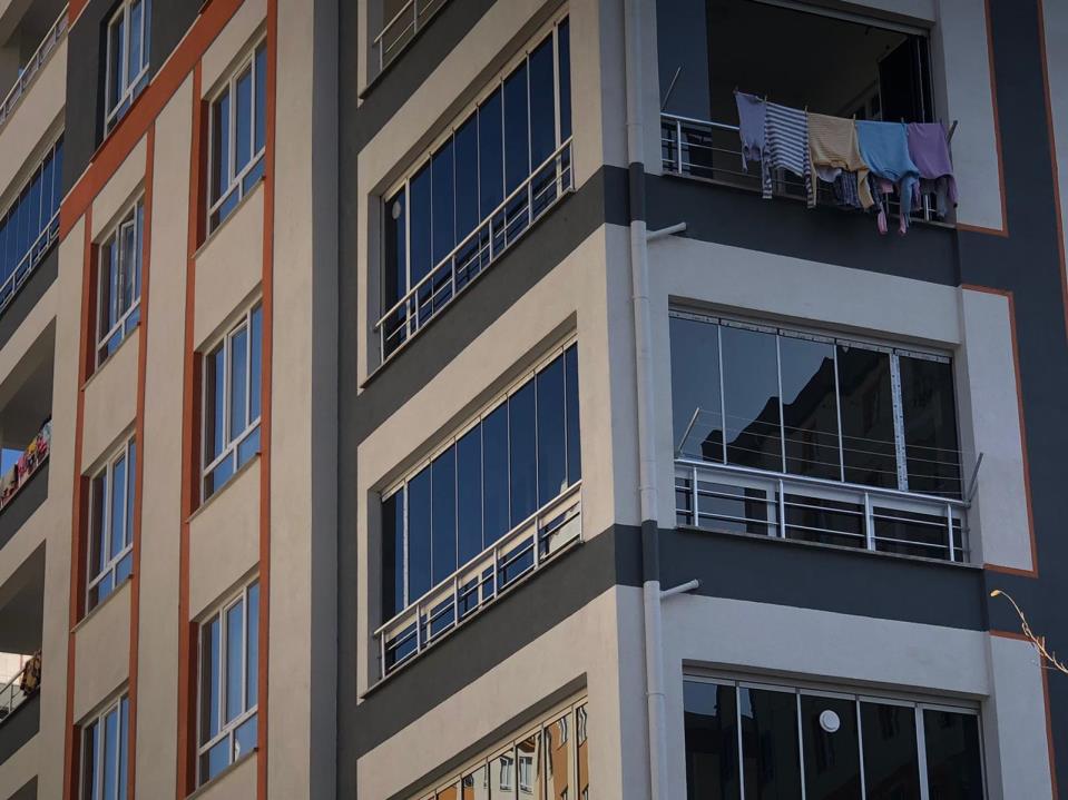 Cam Balkon